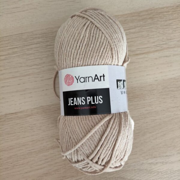 włóczka beżowa yarnArt jeans plus